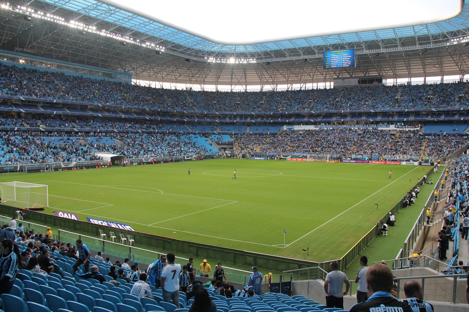 Vista externa da Arena do Grêmio, em Porto Alegre