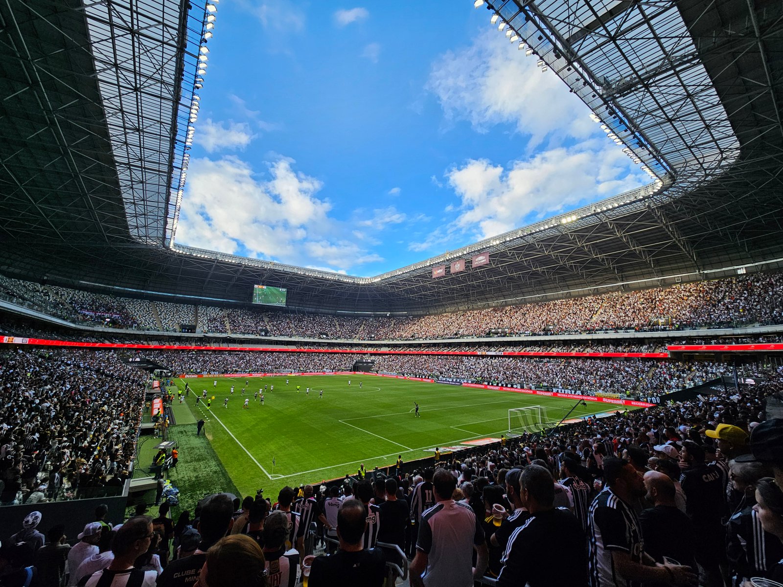 Torcida do Atlético-MG lota a Arena MRV, em Belo Horizonte