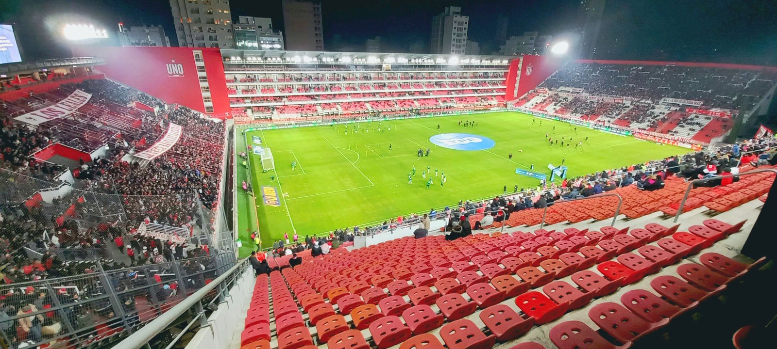 Vista do Estádio Jorge Luis Hirschi, do Estudiantes, em La Plata